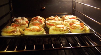 [pizza-rolls 021[5].jpg]
