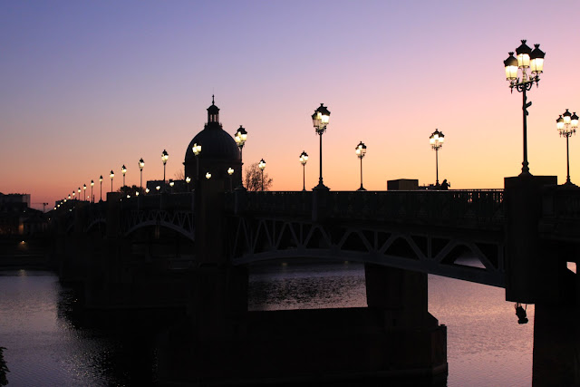http://lh5.ggpht.com/_ufzkNwFaBVU/SzqEjq2YS0I/AAAAAAAAAms/bl6C9DRXDH4/s640/Voyage_France_20091016_098.JPG