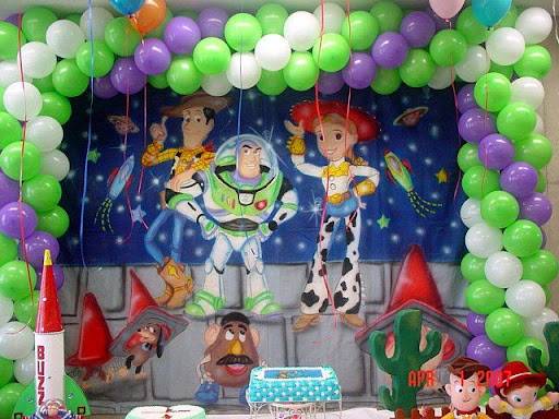 decorado de fiesta de toy story imagui