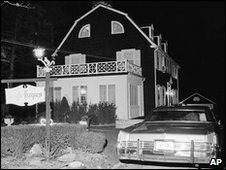 [_47917624_house[2].jpg]
