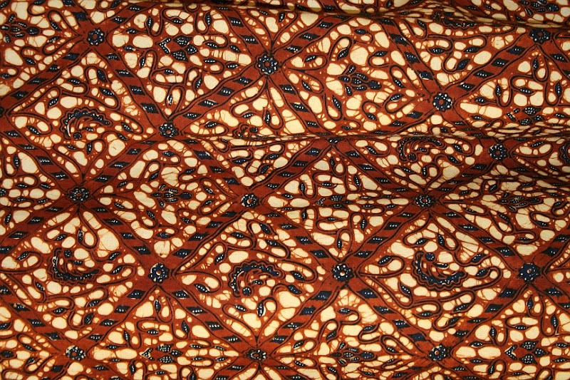 Indonesian Batik http://lh5.ggpht.com/_v0KUTPU8vXE/Su5iyWu9FEI/AAAAAAAAAFg/csTa6jG1eg8/s800/batik_indonesia.jpg