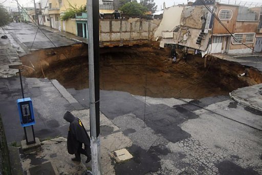 sinkhole Buraco gigante na Guatemala