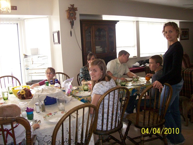 [Easter 2010 sitting down to dinner[6].jpg]