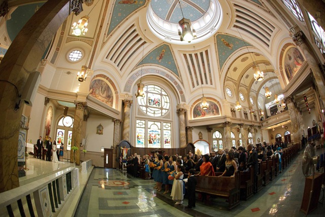 [HolyInnocentsChurchChicagoweddingcer[8].jpg]