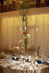 rookery building wedding chicago flor del monte willow brand centerpiece