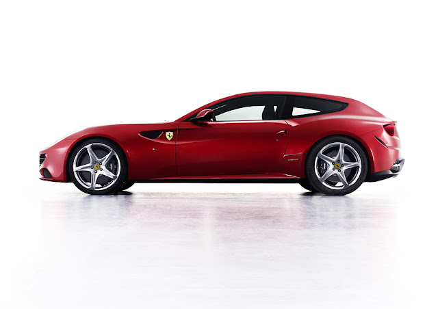2011_Ferrari_FF1.jpg