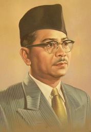 [Tunku1st[9].jpg]