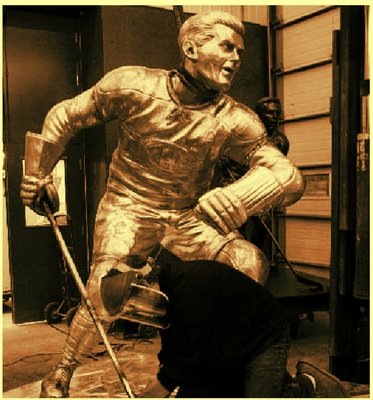 [marc-andre-fortier-studio-bronze-sculptures-hockey-montreal-720583[2].jpg]