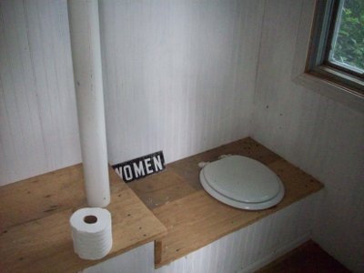 [Womens Toilet[2].jpg]