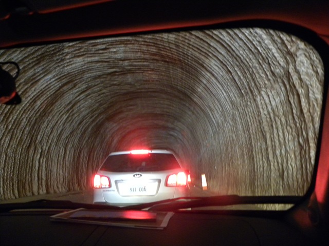 [tunnel[2].jpg]