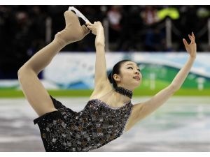 [Kim Yu-Na Vancouver 2010 Olympics[5].jpg]