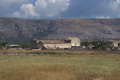 Manfredonia, Antica costruzione rurale