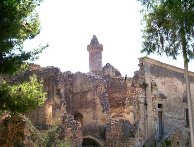 Manfredonia, Abbazia di San Leonardo