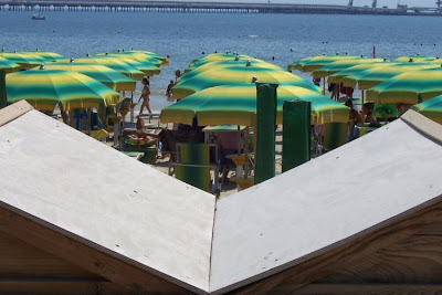 Manfredonia, Ombrelloni in spiaggia