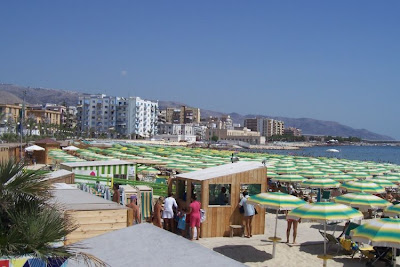 Manfredonia, Ombrelloni in spiaggia