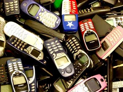 [cellphones3.jpg]