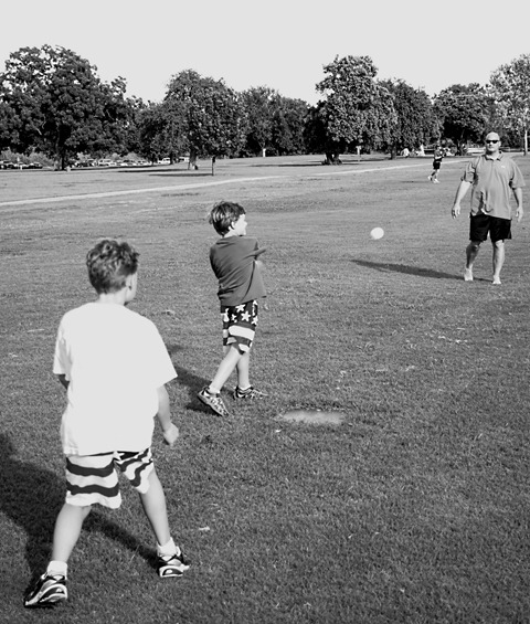 [wiffleball6.jpg]