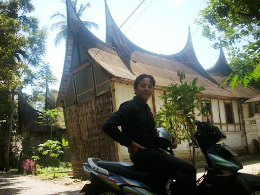 http://lh5.ggpht.com/_ve-mkMwoE1k/SnRW_hEiqQI/AAAAAAAABCc/vB8l-wicIHE/chat2610-40.JPG
