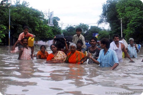 Floods wreak havoc in Andhra, Karnataka024