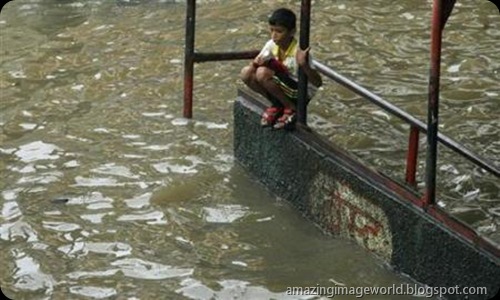 India's disastrous floods010