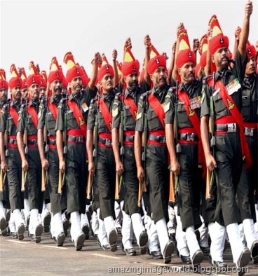 [Territorial Army Day parade 001[3].jpg]