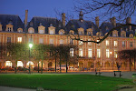 Place des Vosges, net voor sluitingsuur