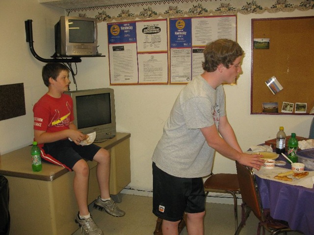 [2009-06-030091 resized[3].jpg]