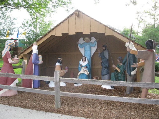 [2009-06-170152 resized[5].jpg]