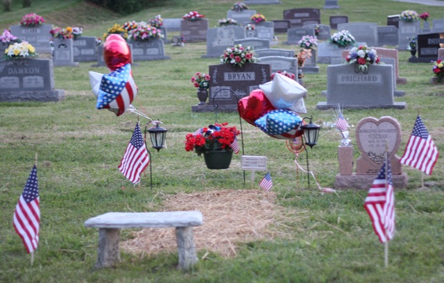 [memorial day weekend friday 0006[6].jpg]