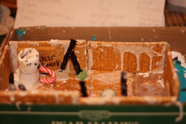 [december 333_resize[4].jpg]