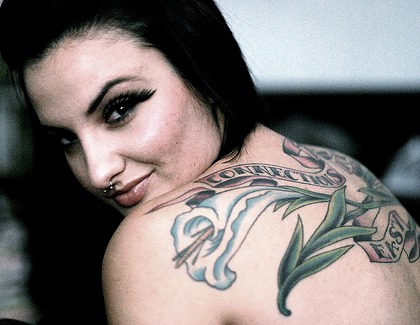 Daisy+tattoo+on+wrist