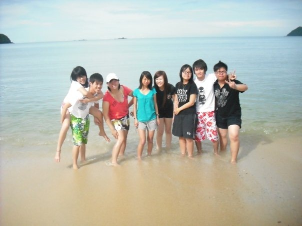 [beach22.jpg]
