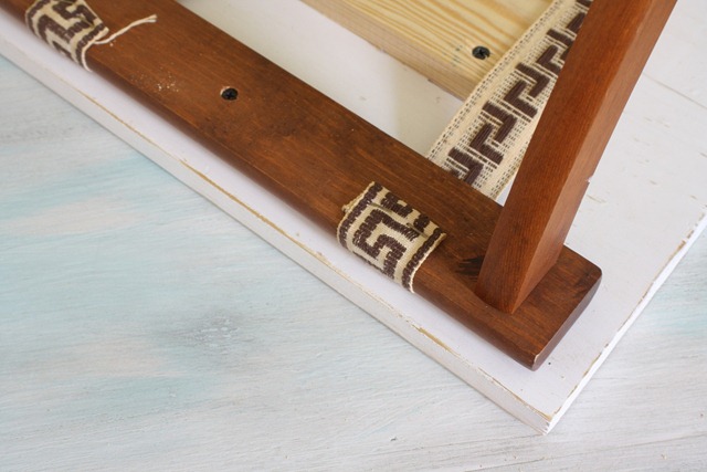 [Easy End Table Tutorial[5].jpg]