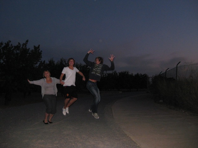 [IMG_30012.jpg]