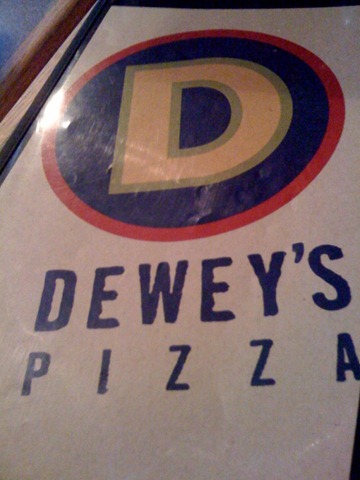 [Dewey's pizza[2].jpg]
