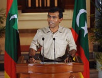 [Nasheed080901[2].jpg]