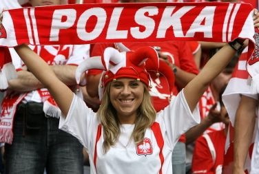 [Polish football chick[3].jpg]