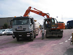 Iveco Trakker et Hitachi 130W