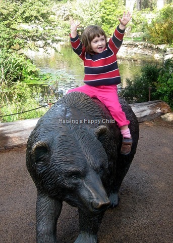 [Oct20_Zoo_SM[2].jpg]