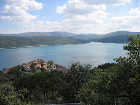 Uitzicht op Ste Croix de Verdon.