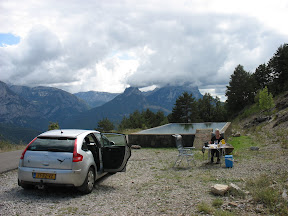 Water bassin hoog in de bergen