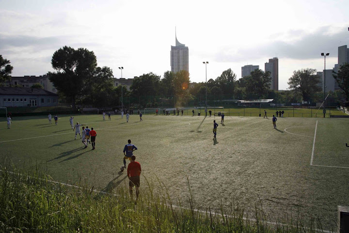 16_donau-vienna_20100521.jpg