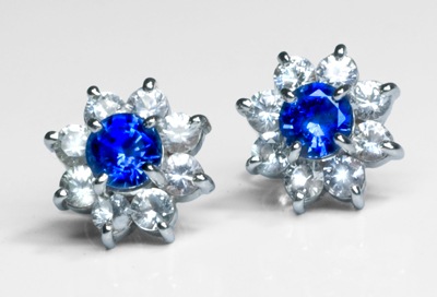 [sapphire-cluster-earrings2[3].jpg]