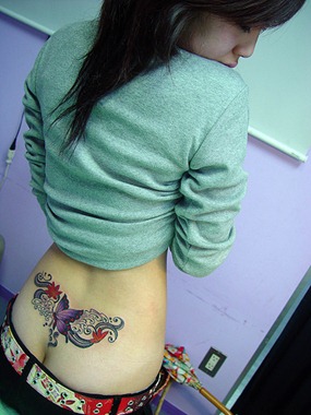 sexy asian girl hip tattoo, sexy tattoo placement