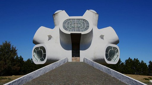マケドニアの記念碑 [ Ilinden Monument ]