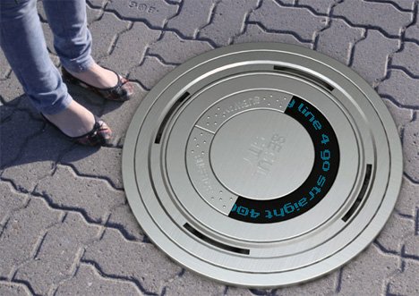 インフォメーションツール化したマンホール(Step Onto The Manhole) インフォメーションツール化したマンホール(Step Onto The Manhole)