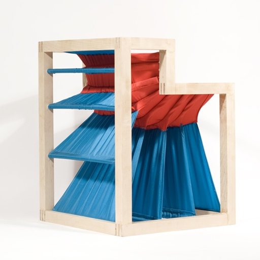 落ち着きのない子供にも最適なイス(Animo kids chair)