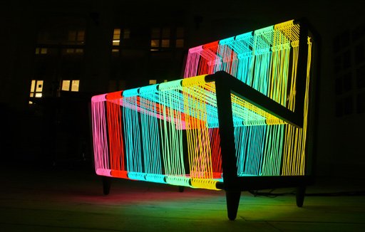 虹色ソファー(Disco Chair)