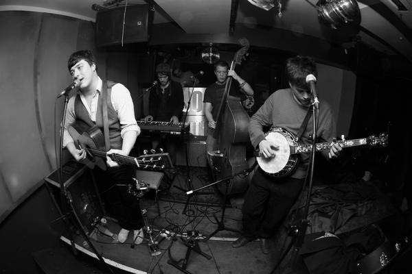 [Mumford and Sons[3].jpg]