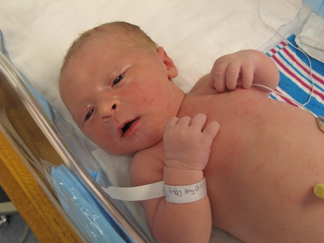 [Henry's Birth 021[2].jpg]